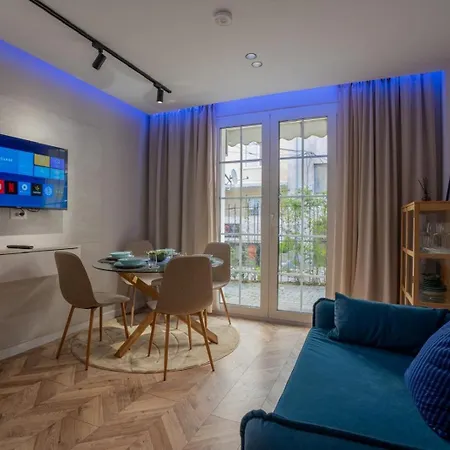 The Convenient Apartamento